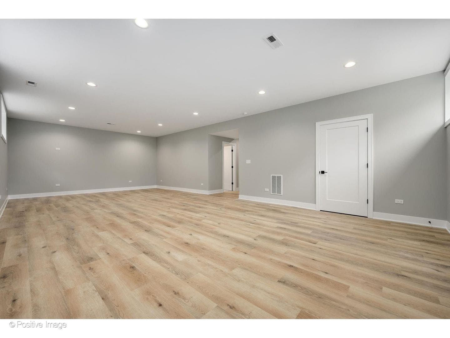 6144 N Nickerson Avenue, Chicago, IL 60631