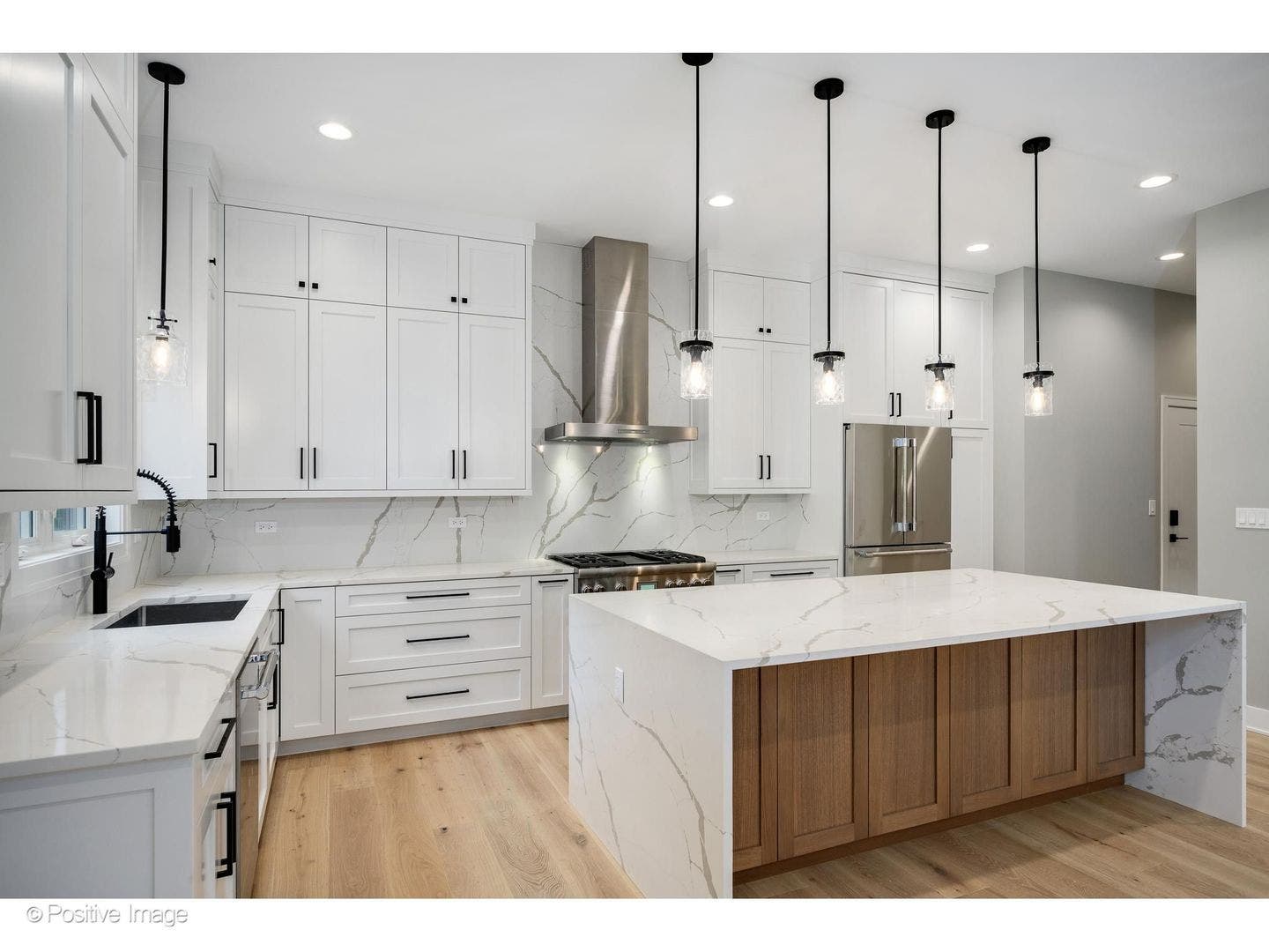 6144 N Nickerson Avenue, Chicago, IL 60631