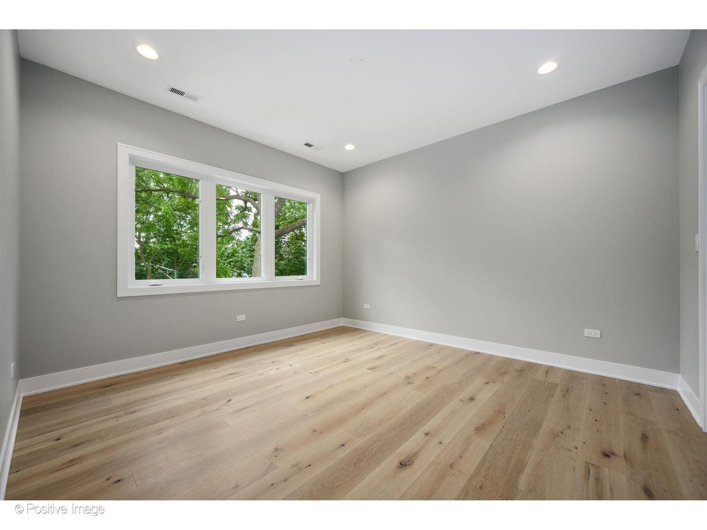 6144 N Nickerson Avenue, Chicago, IL 60631