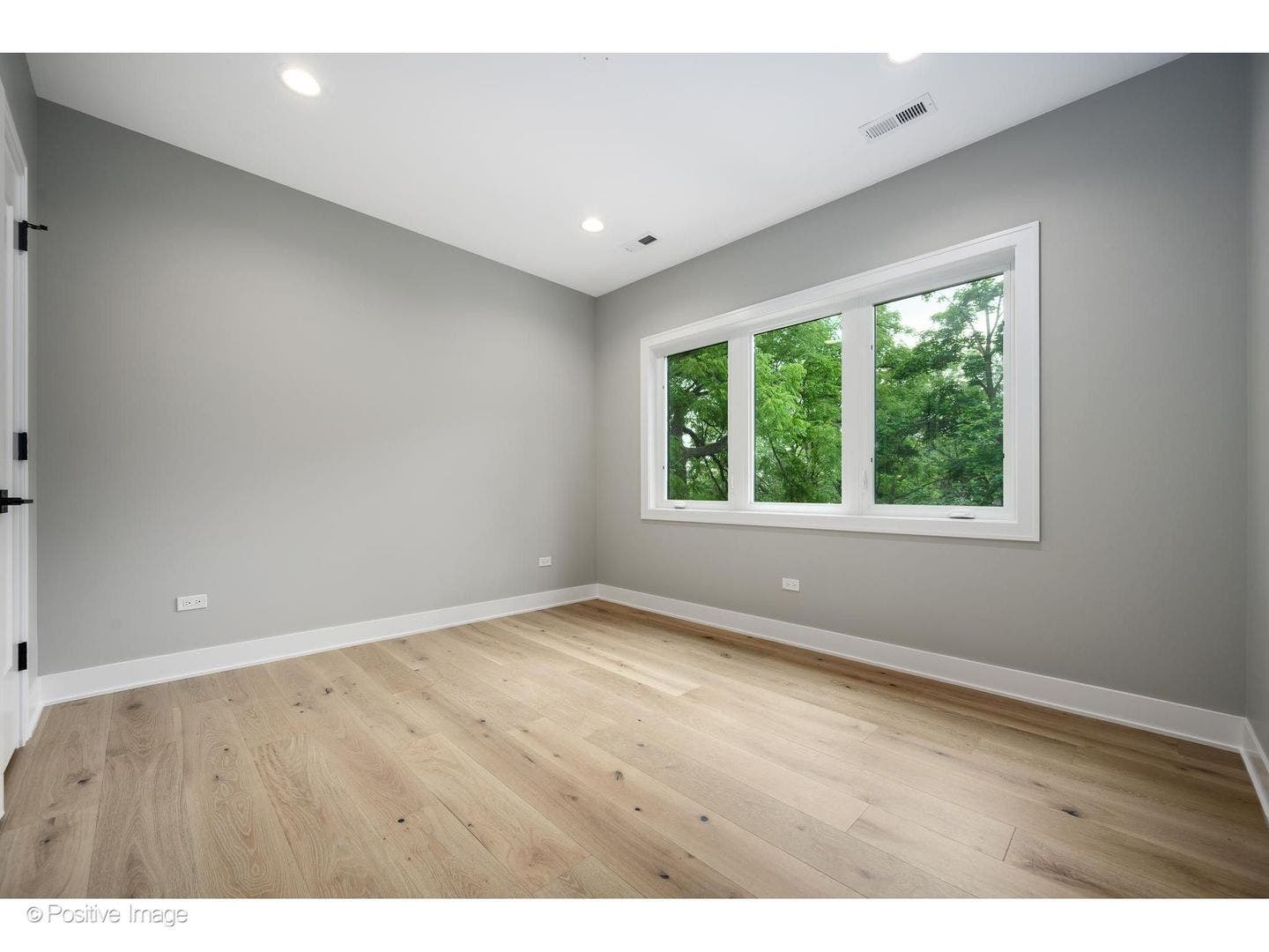 6144 N Nickerson Avenue, Chicago, IL 60631