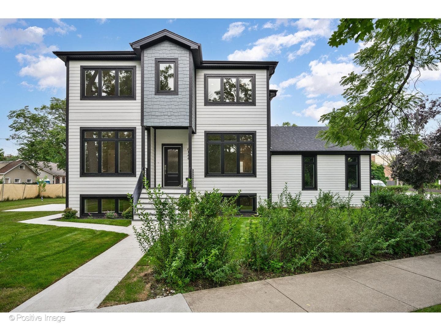6144 N Nickerson Avenue, Chicago, IL 60631
