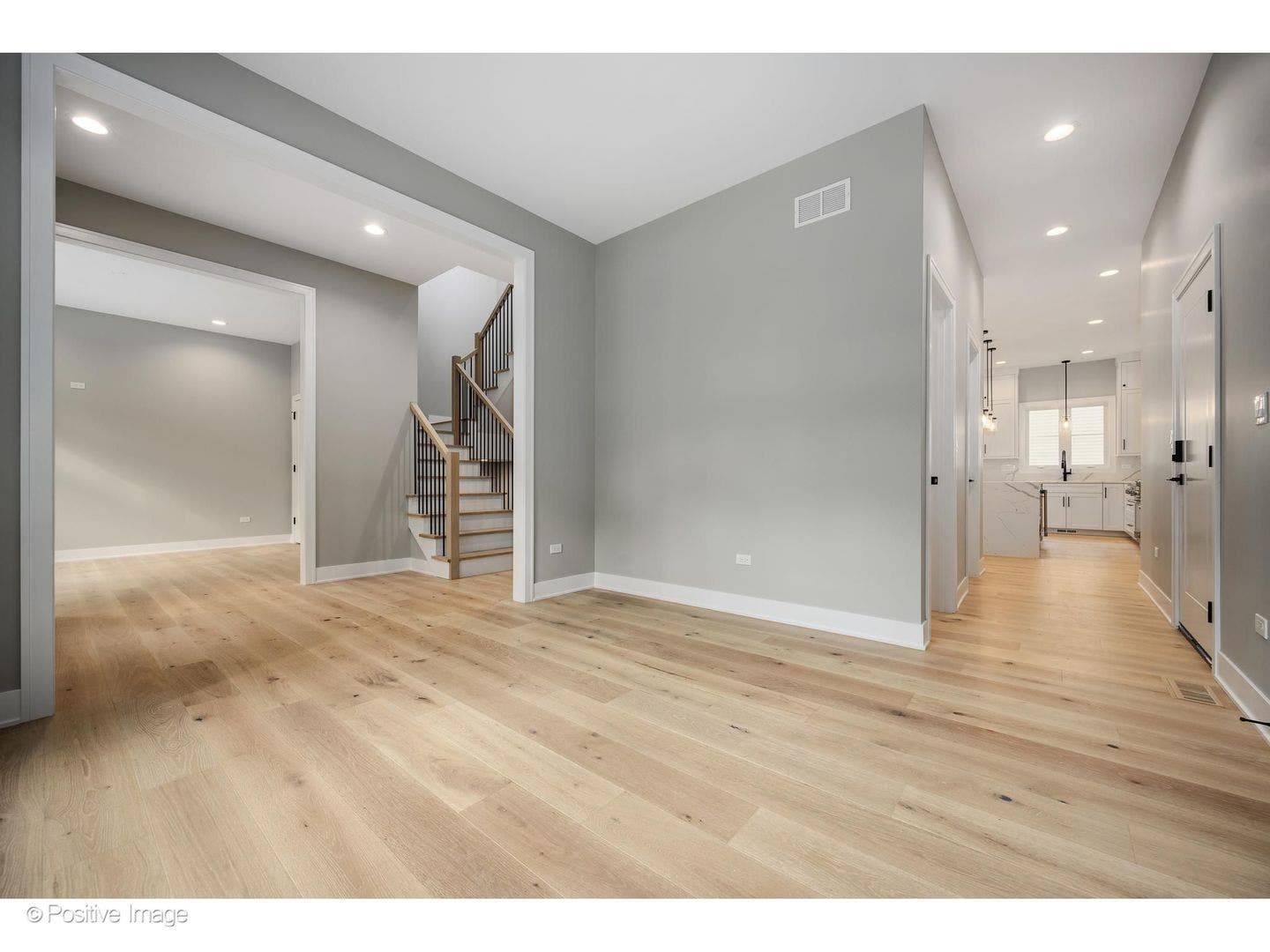 6144 N Nickerson Avenue, Chicago, IL 60631