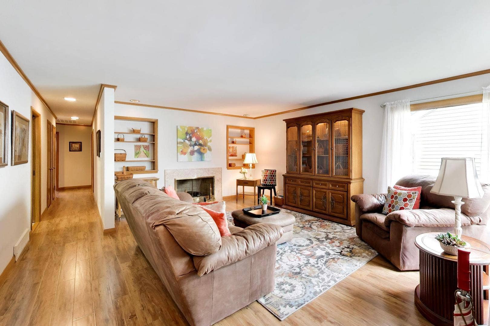 221 Ingleside Avenue, Aurora, IL 60506 221 Ingleside Avenue, Aurora, IL 60506