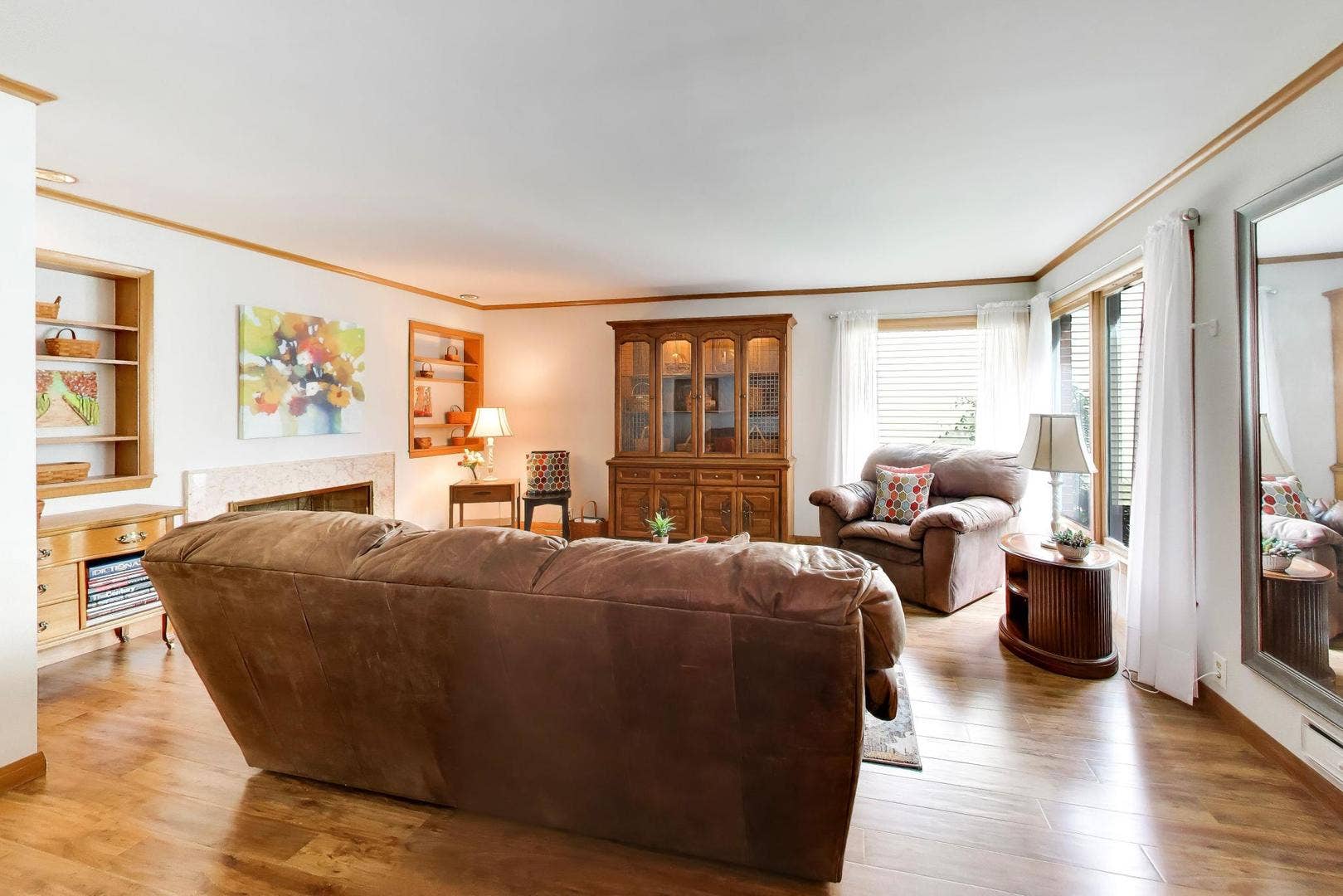 221 Ingleside Avenue, Aurora, IL 60506 221 Ingleside Avenue, Aurora, IL 60506