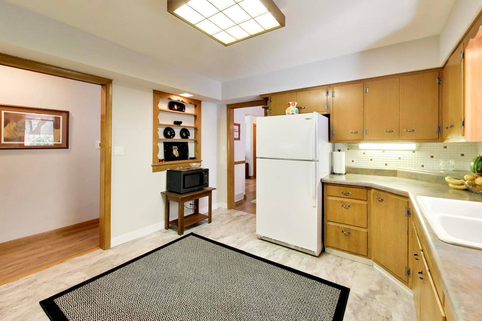 221 Ingleside Avenue, Aurora, IL 60506 221 Ingleside Avenue, Aurora, IL 60506