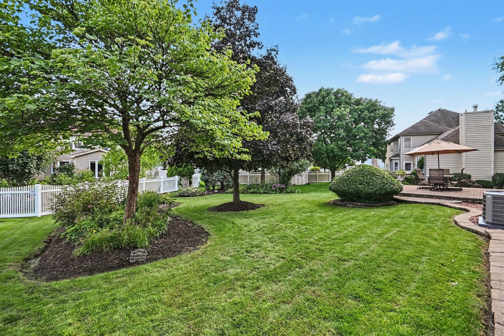 750 Dunham Lane, Bolingbrook, IL 60440 750 Dunham Lane, Bolingbrook, IL 60440