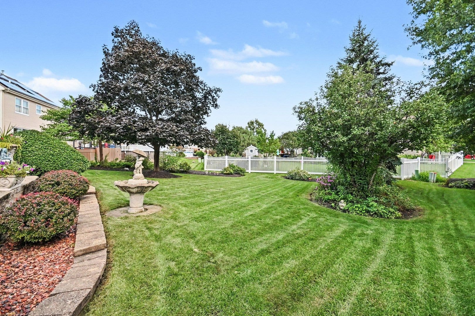 750 Dunham Lane, Bolingbrook, IL 60440 750 Dunham Lane, Bolingbrook, IL 60440