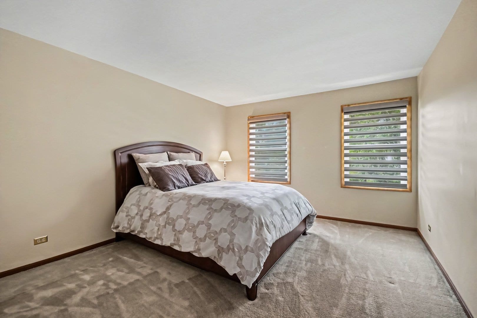 750 Dunham Lane, Bolingbrook, IL 60440 750 Dunham Lane, Bolingbrook, IL 60440