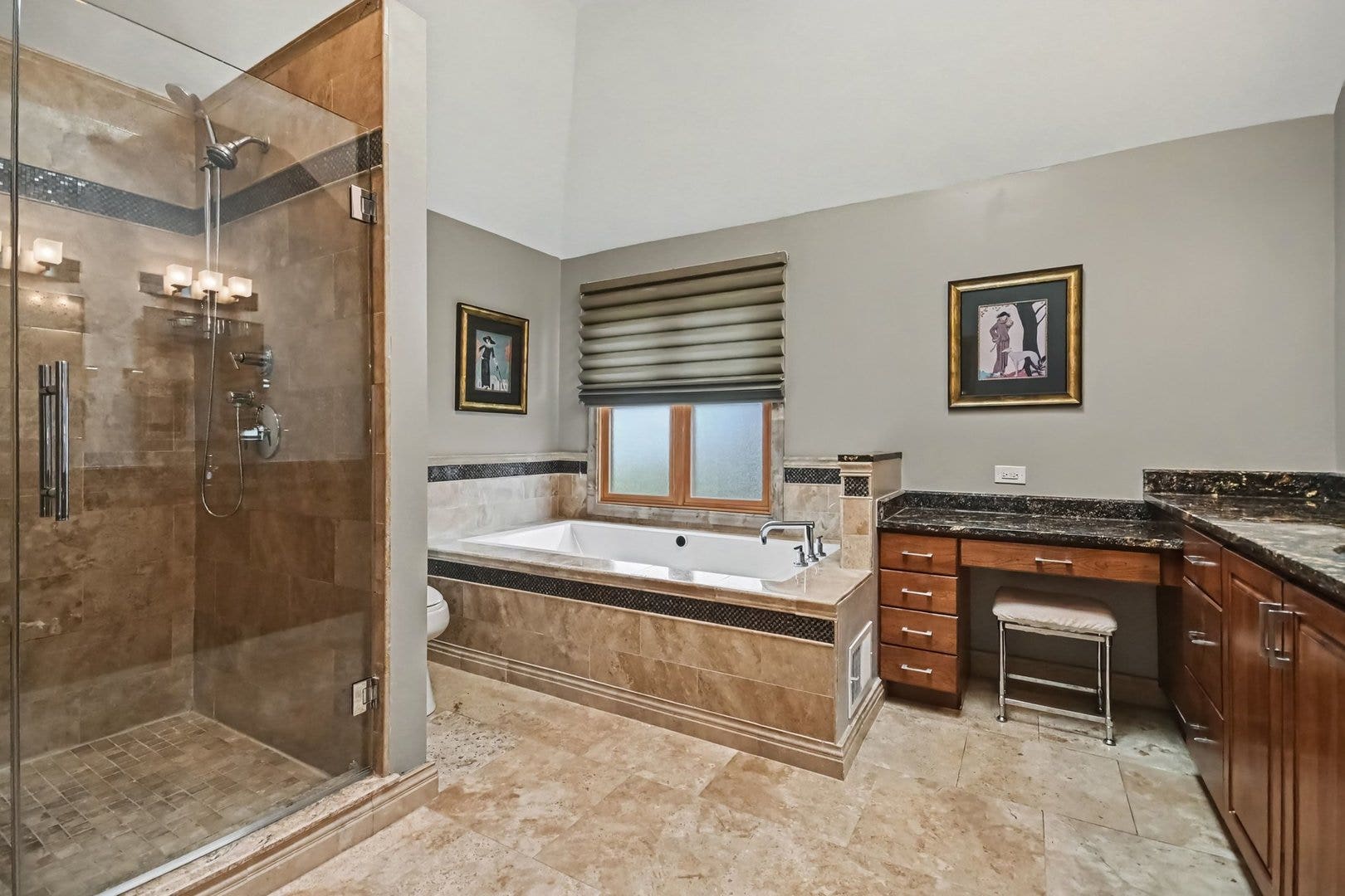 750 Dunham Lane, Bolingbrook, IL 60440 750 Dunham Lane, Bolingbrook, IL 60440