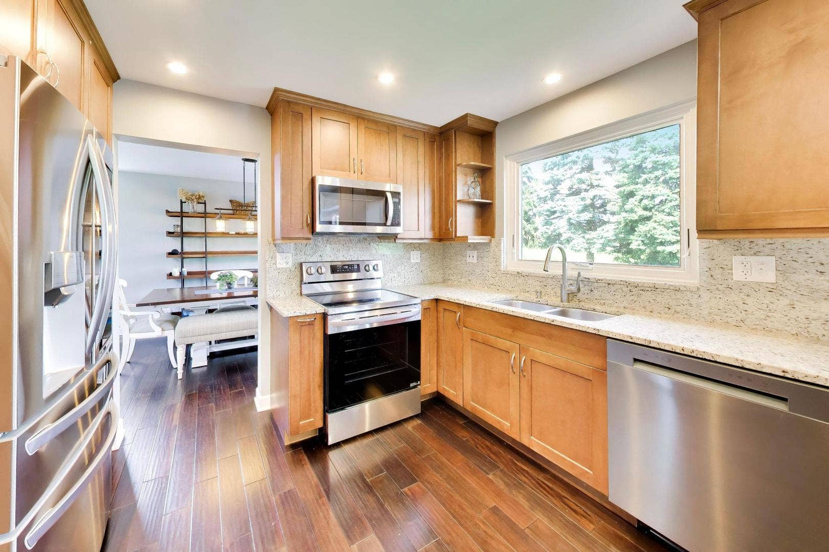 3560 Gatewood Lane, Aurora, IL 60504 3560 Gatewood Lane, Aurora, IL 60504