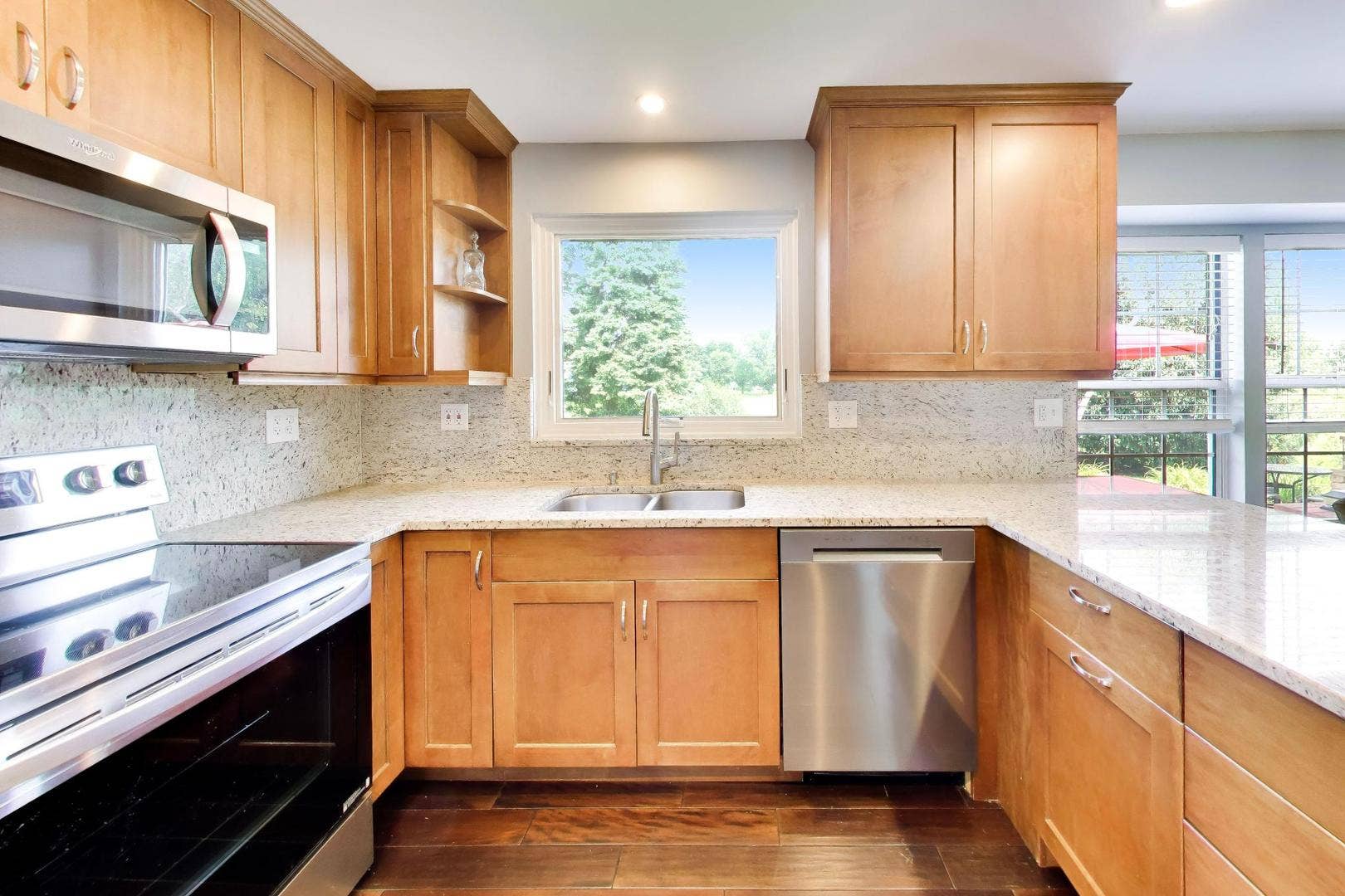 3560 Gatewood Lane, Aurora, IL 60504 3560 Gatewood Lane, Aurora, IL 60504