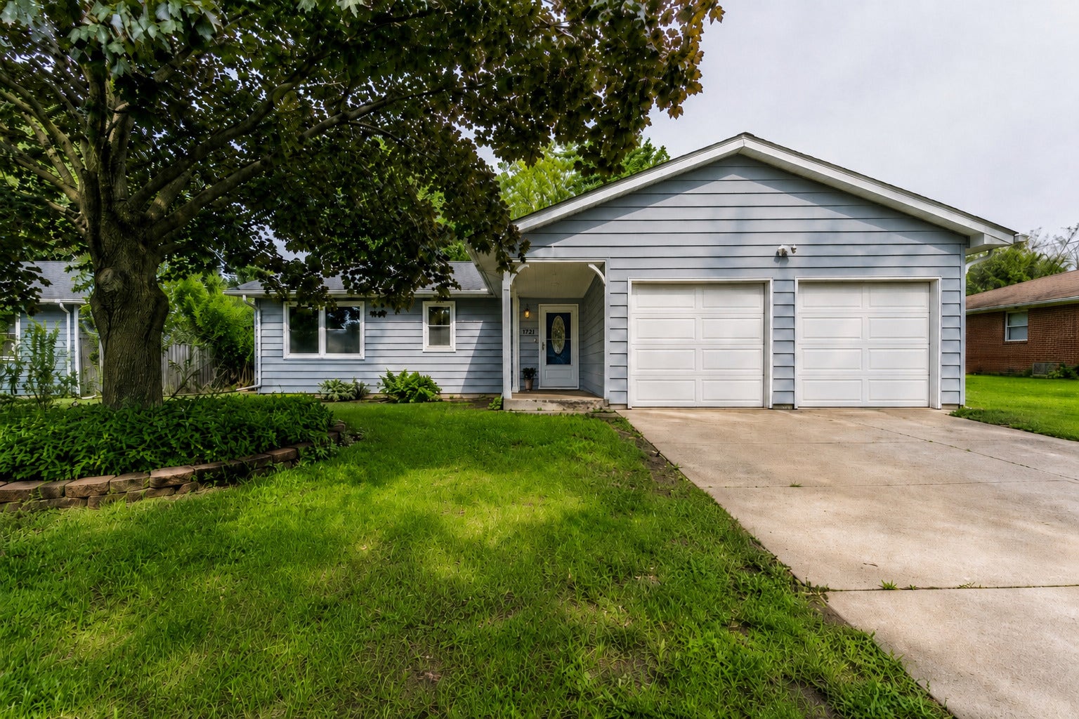 1721 Daisy Street, Aurora, IL 60505 1721 Daisy Street, Aurora, IL 60505