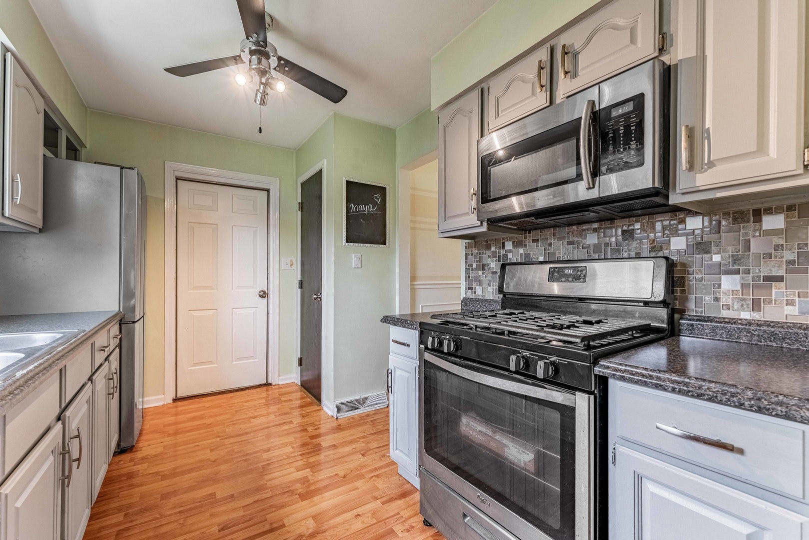 1721 Daisy Street, Aurora, IL 60505 1721 Daisy Street, Aurora, IL 60505