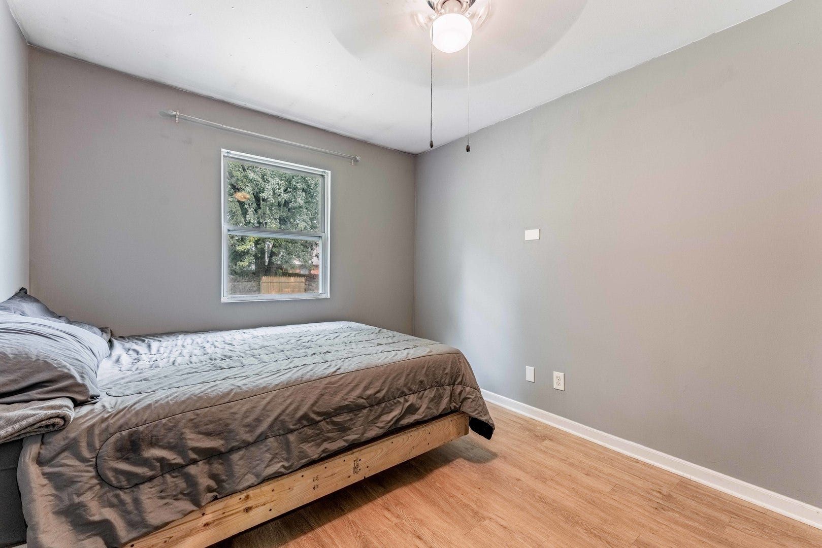 1721 Daisy Street, Aurora, IL 60505 1721 Daisy Street, Aurora, IL 60505