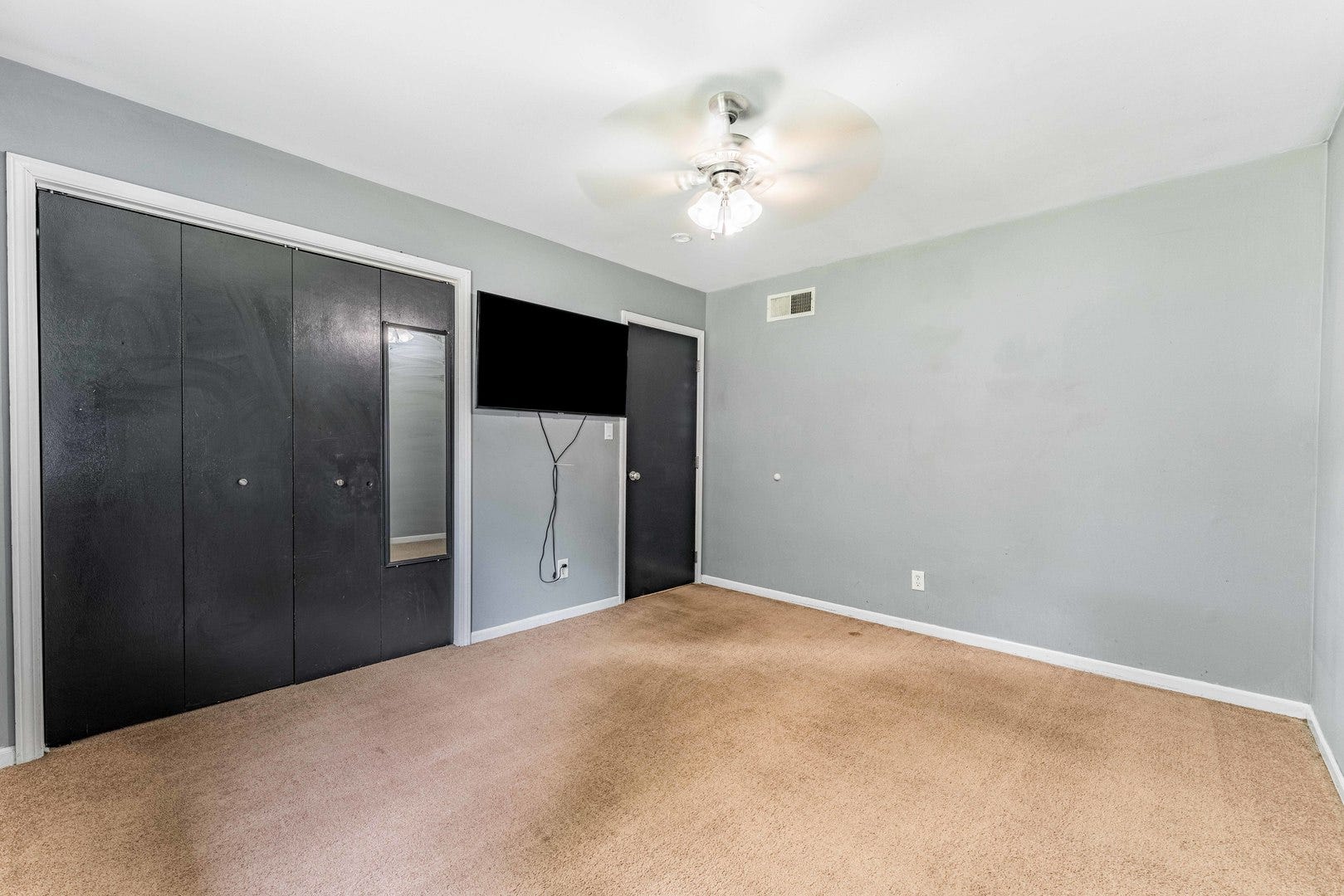 1721 Daisy Street, Aurora, IL 60505 1721 Daisy Street, Aurora, IL 60505