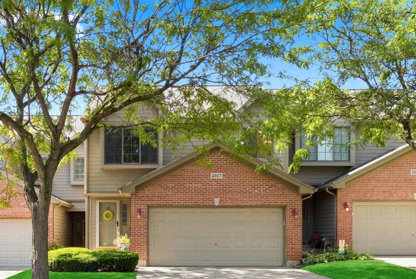 2017 Jeffrey Lane, #2017, Elgin, IL 60123 2017 Jeffrey Lane, #2017, Elgin, IL 60123