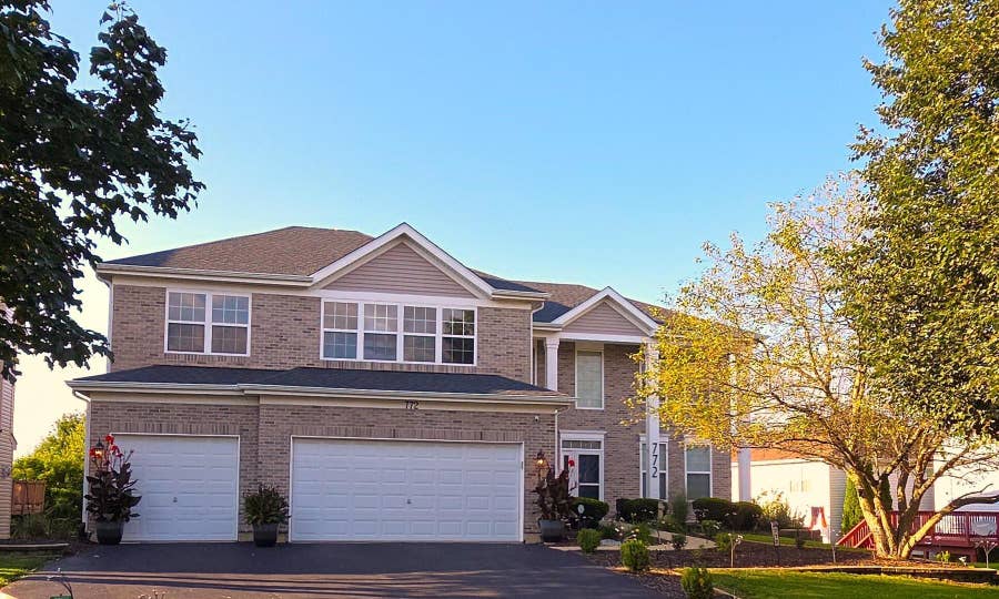 Property photo for 772 E Lindsey Lane, Bolingbrook, IL