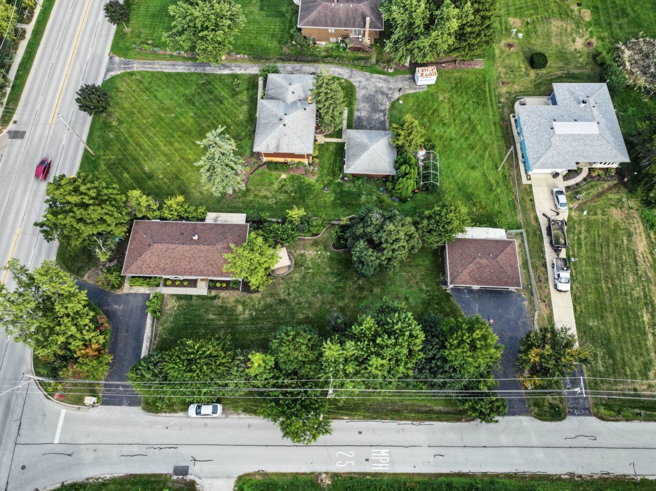 5601 Lee Avenue, Downers Grove, IL 60516