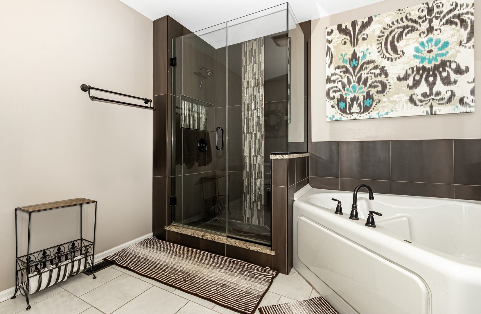 1308 Burns Court, Minooka, IL 60447 1308 Burns Court, Minooka, IL 60447