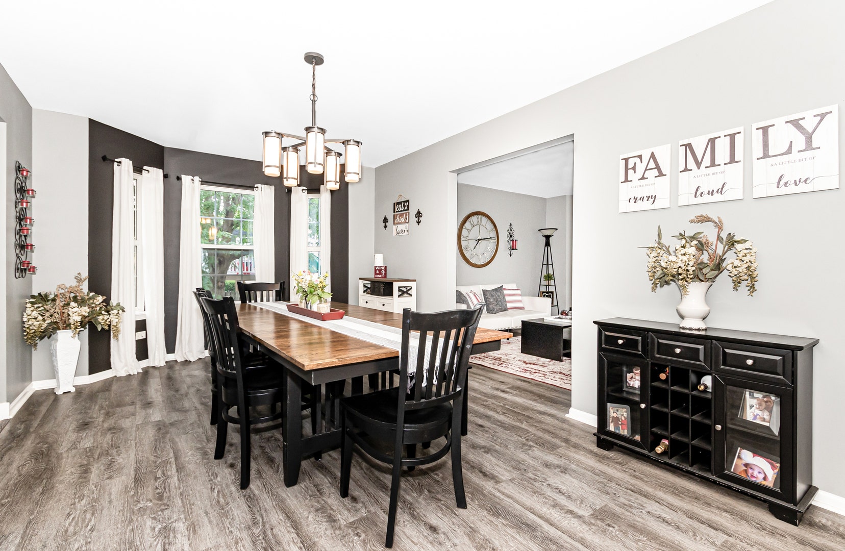 1308 Burns Court, Minooka, IL 60447 1308 Burns Court, Minooka, IL 60447