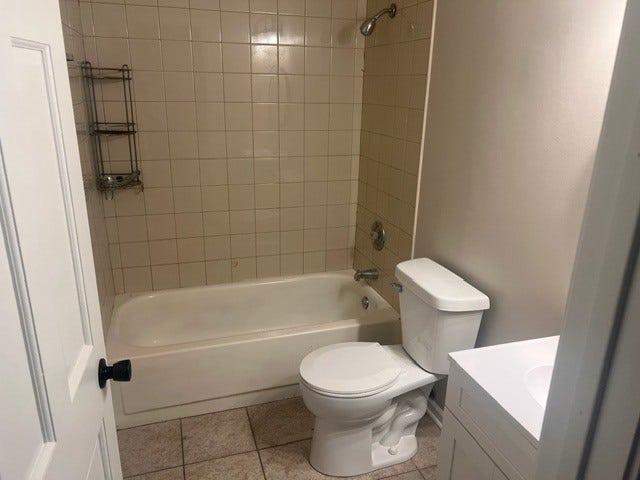 369 Kirkwood Circle, Bolingbrook, IL 60440 369 Kirkwood Circle, Bolingbrook, IL 60440