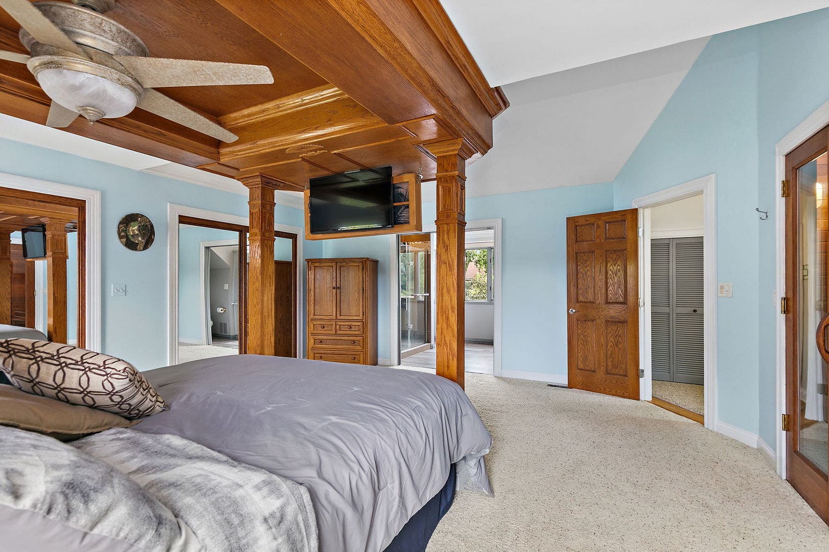 570 Sandpebble Drive, Schaumburg, IL 60193 570 Sandpebble Drive, Schaumburg, IL 60193