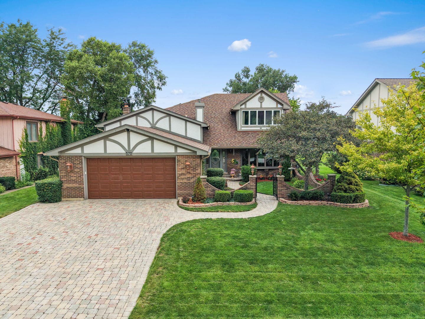 570 Sandpebble Drive, Schaumburg, IL 60193 570 Sandpebble Drive, Schaumburg, IL 60193