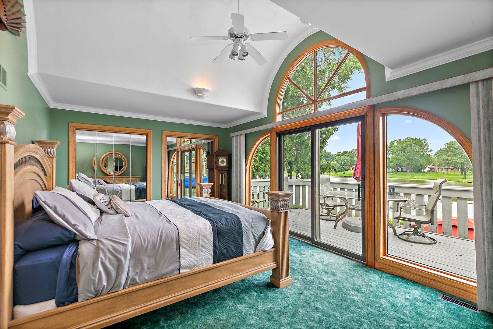 570 Sandpebble Drive, Schaumburg, IL 60193 570 Sandpebble Drive, Schaumburg, IL 60193