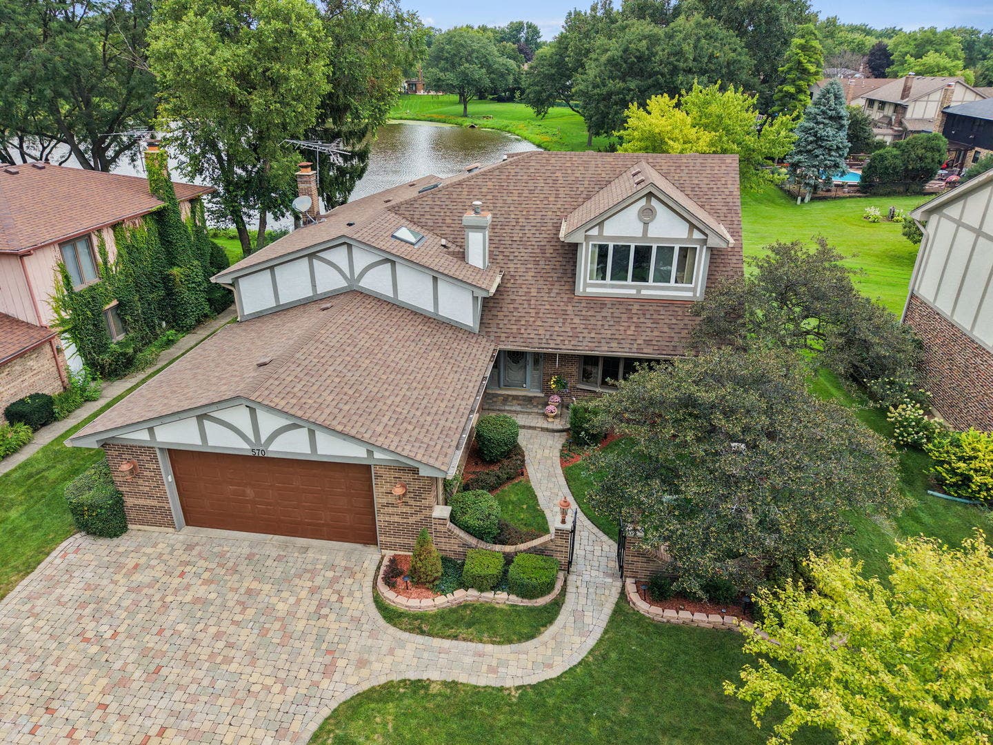 570 Sandpebble Drive, Schaumburg, IL 60193 570 Sandpebble Drive, Schaumburg, IL 60193