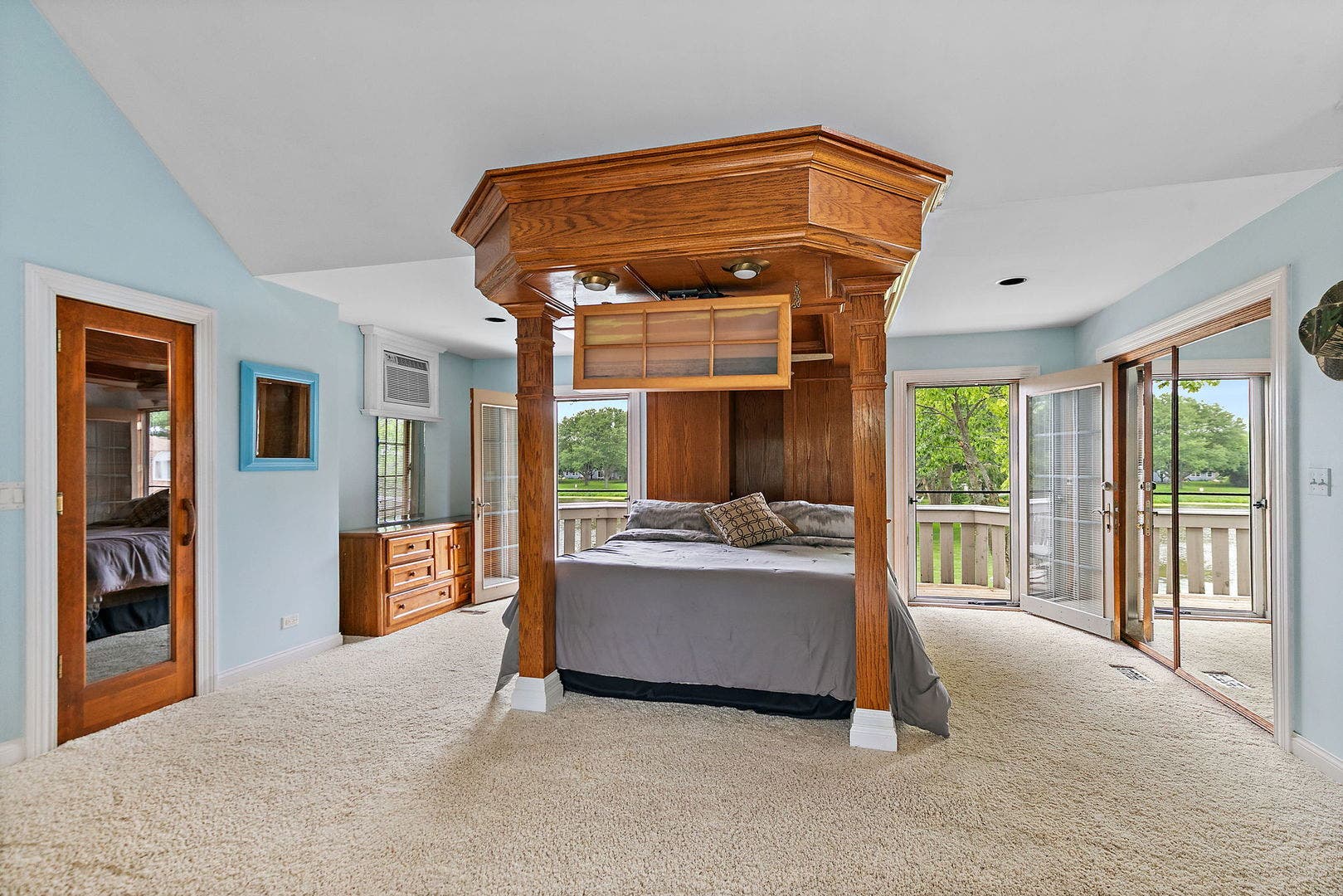 570 Sandpebble Drive, Schaumburg, IL 60193 570 Sandpebble Drive, Schaumburg, IL 60193