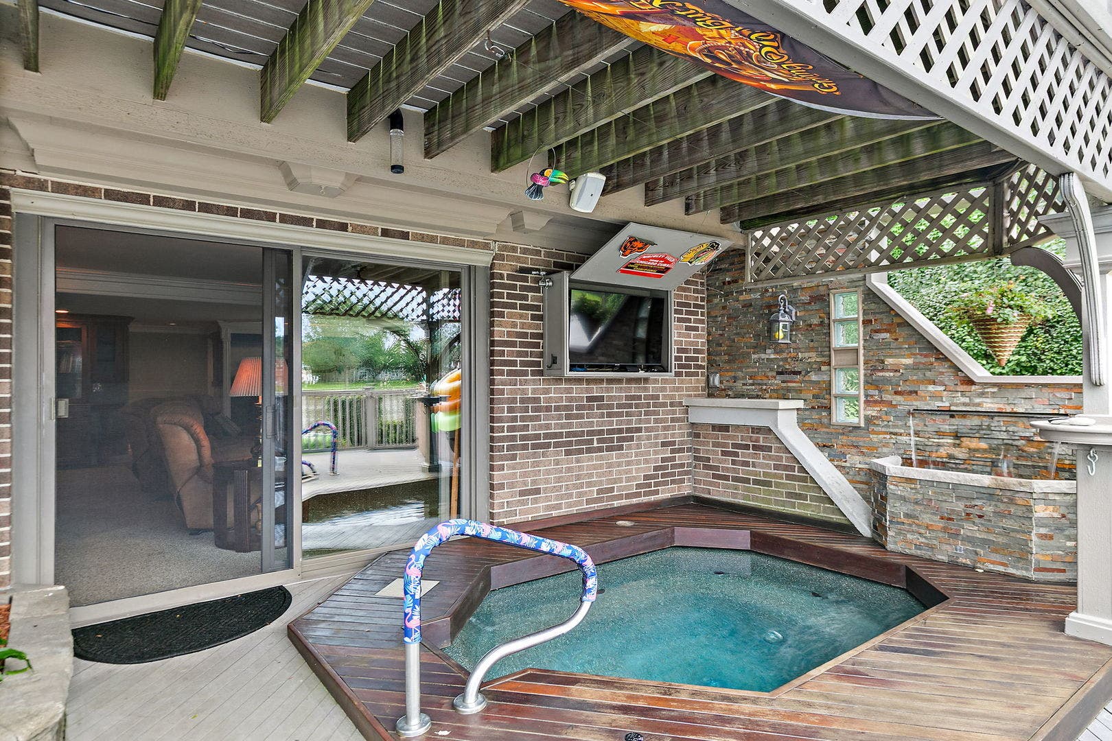 570 Sandpebble Drive, Schaumburg, IL 60193 570 Sandpebble Drive, Schaumburg, IL 60193