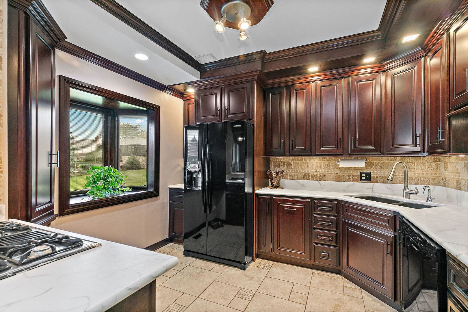 570 Sandpebble Drive, Schaumburg, IL 60193 570 Sandpebble Drive, Schaumburg, IL 60193