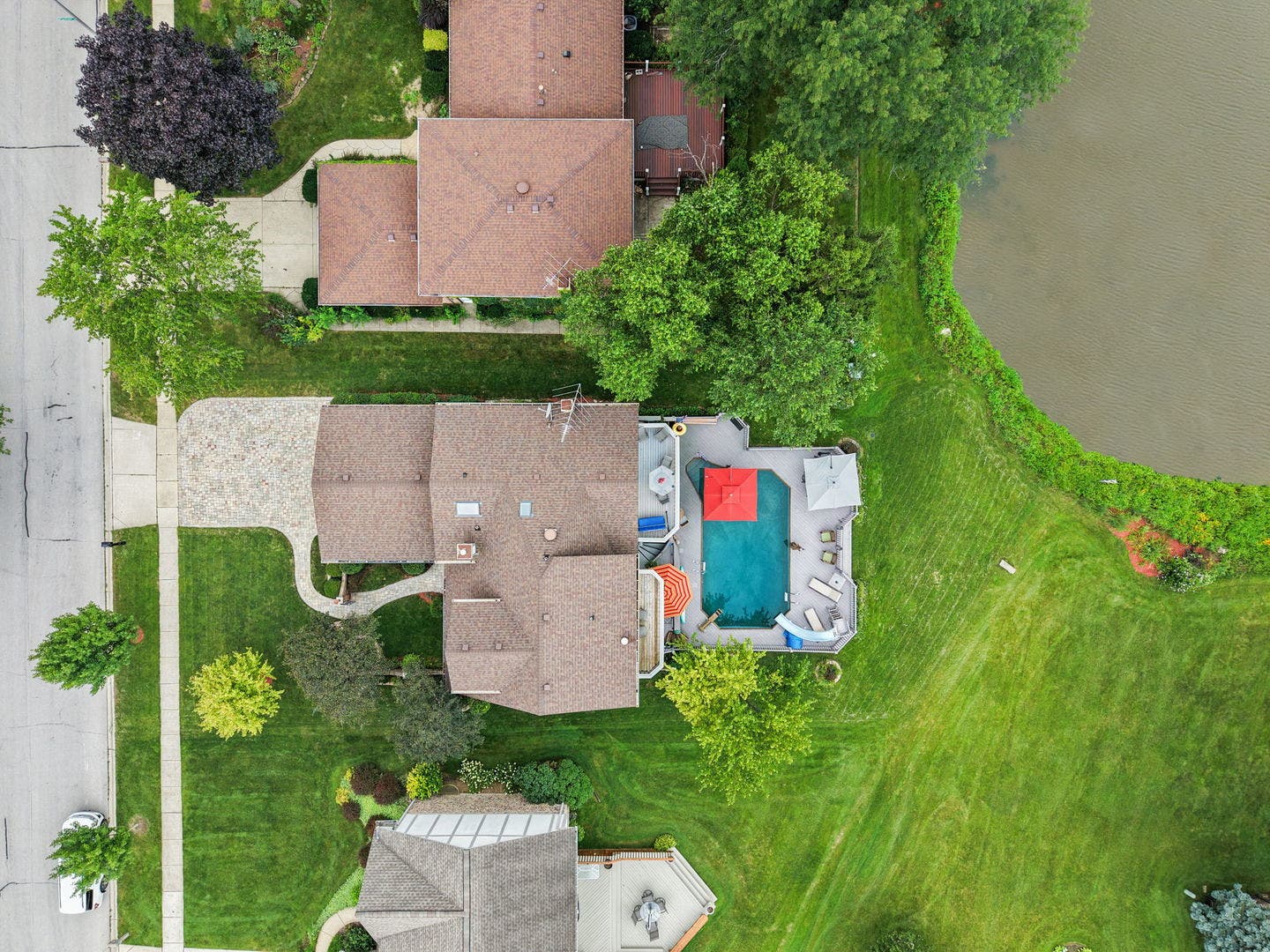 570 Sandpebble Drive, Schaumburg, IL 60193 570 Sandpebble Drive, Schaumburg, IL 60193