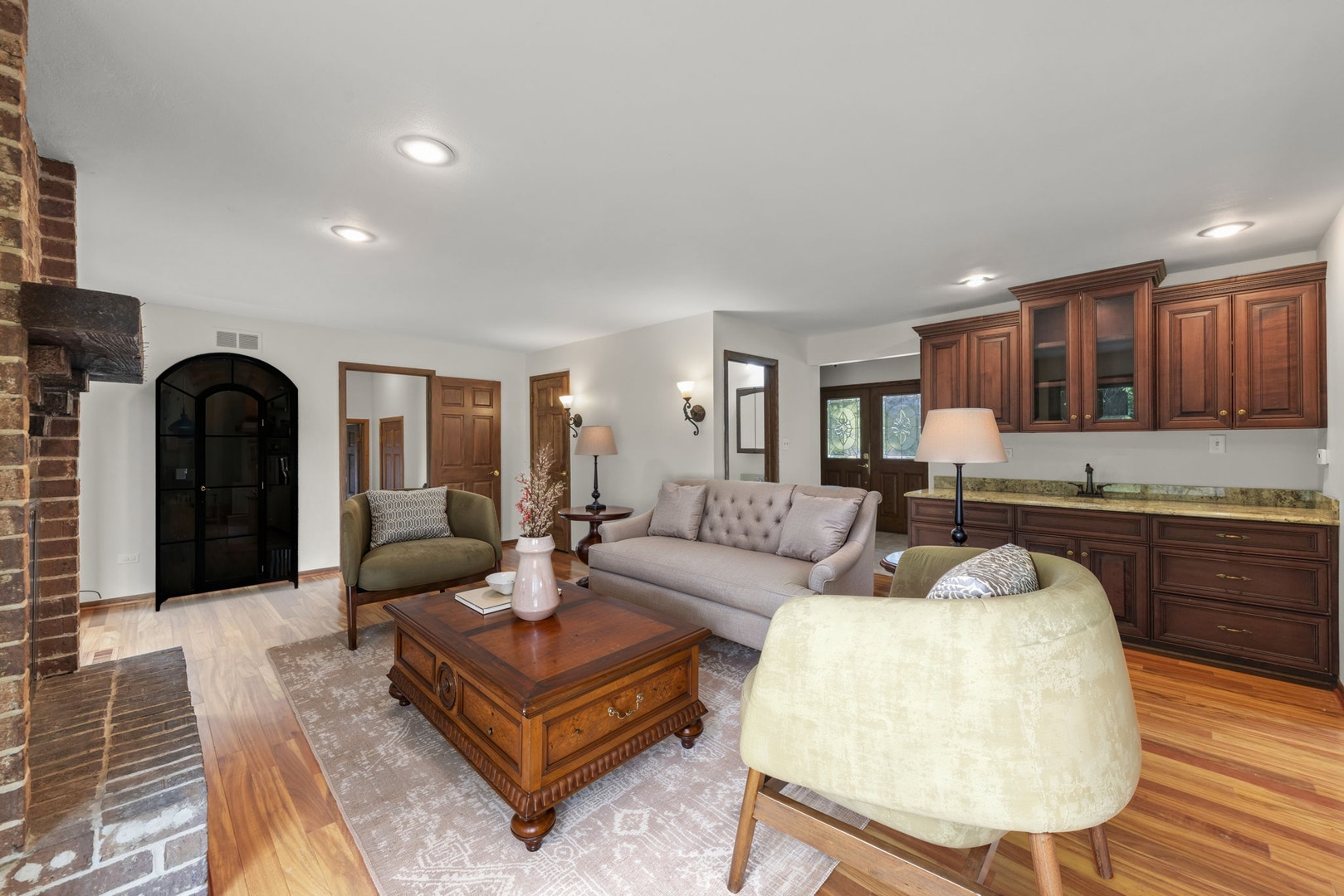 8 Keystone Court, Bolingbrook, IL 60440 8 Keystone Court, Bolingbrook, IL 60440