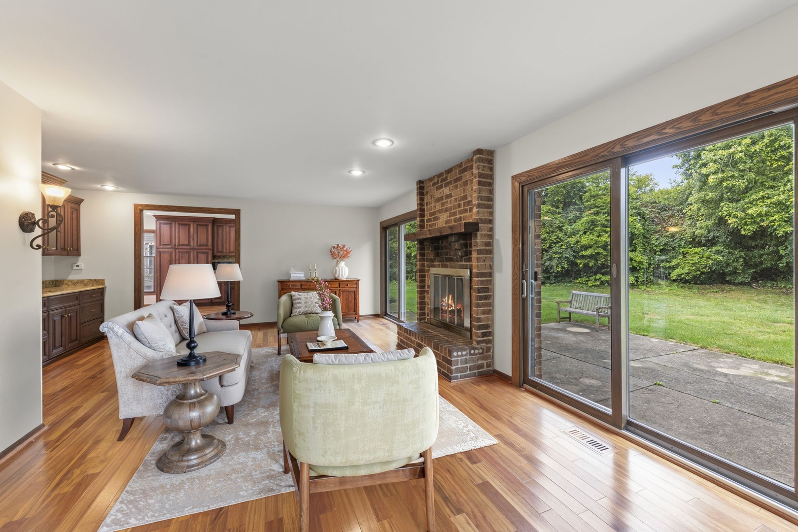 8 Keystone Court, Bolingbrook, IL 60440 8 Keystone Court, Bolingbrook, IL 60440