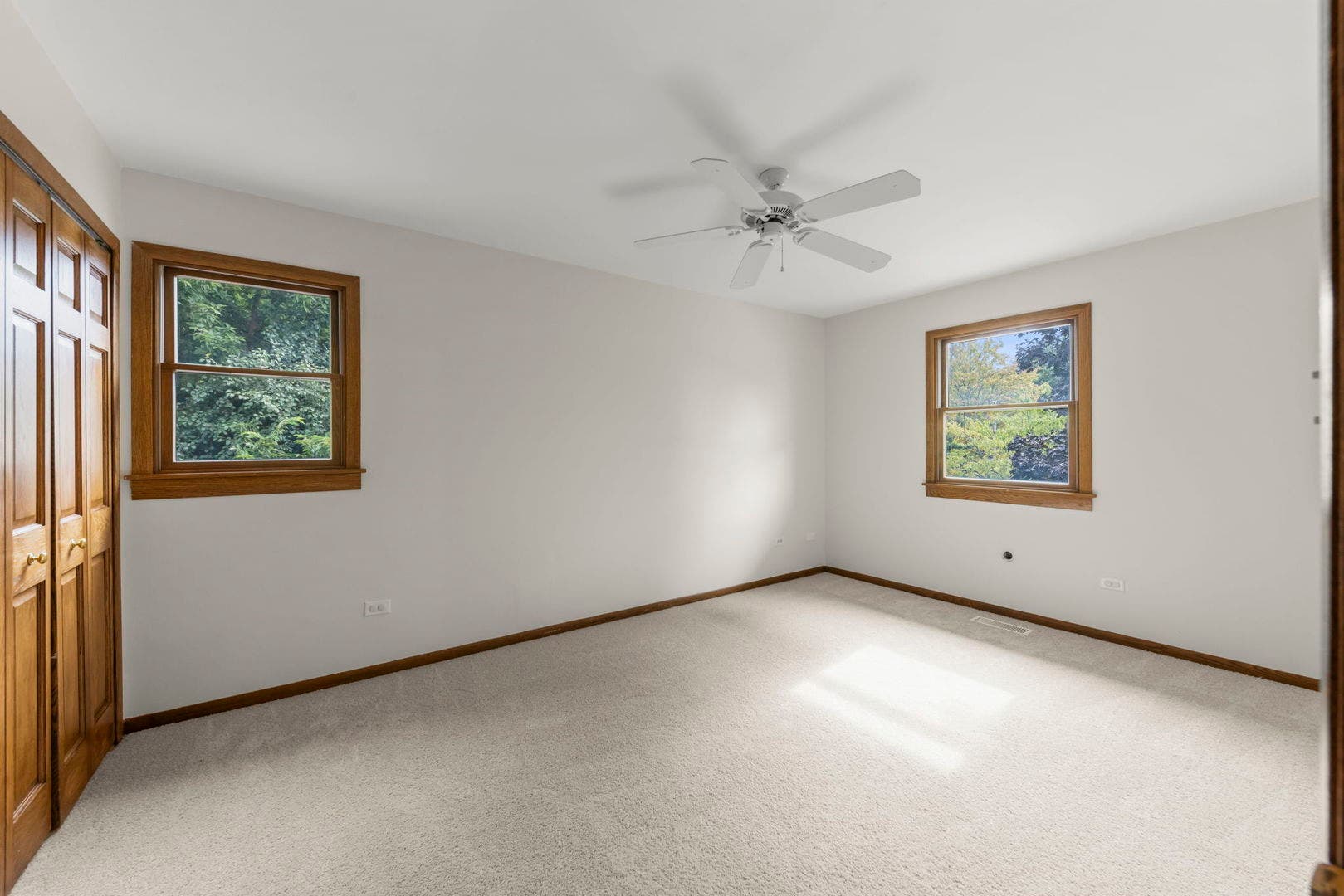 8 Keystone Court, Bolingbrook, IL 60440 8 Keystone Court, Bolingbrook, IL 60440