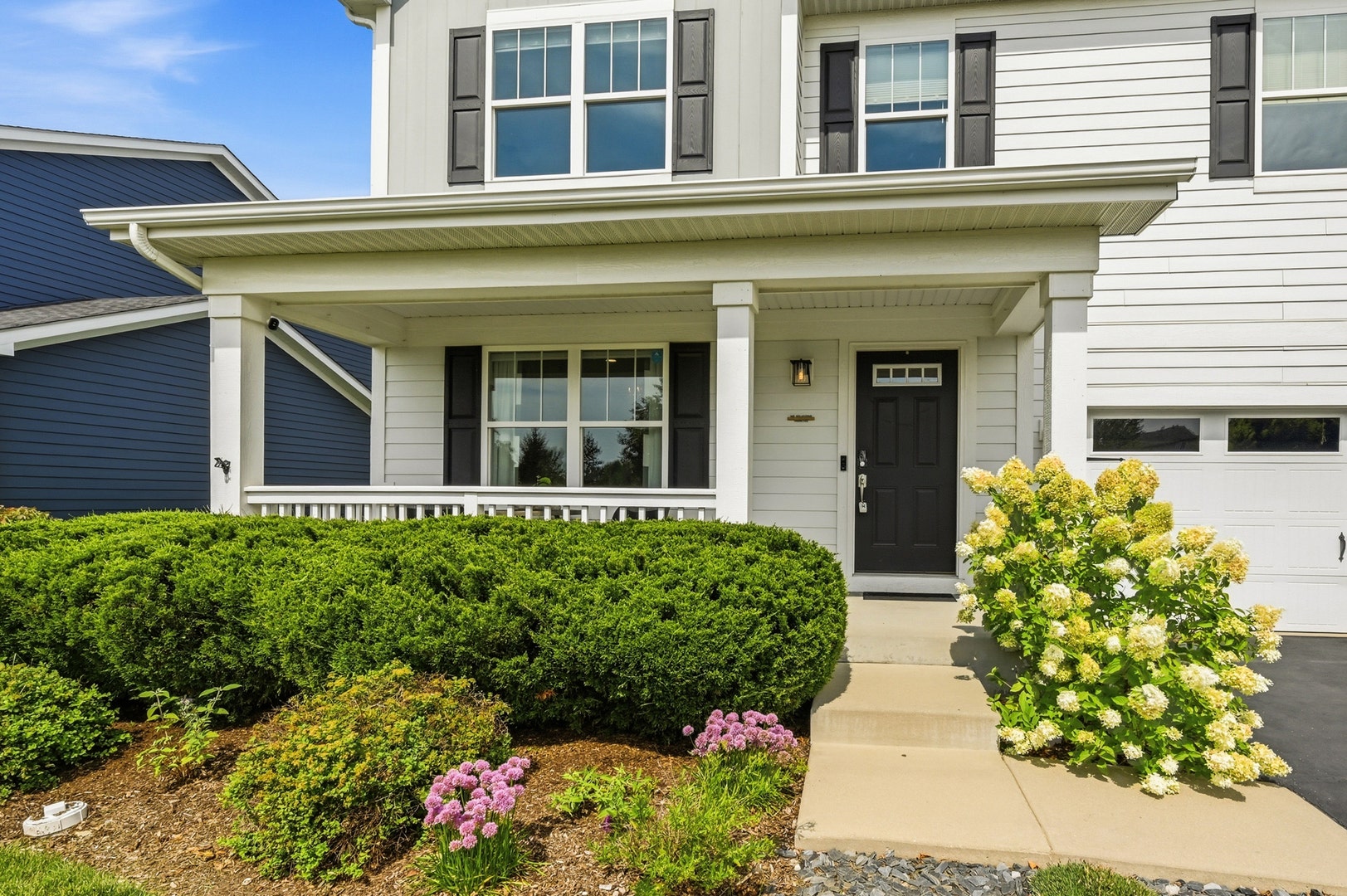 322 Longview Drive, Elgin, IL 60124 322 Longview Drive, Elgin, IL 60124