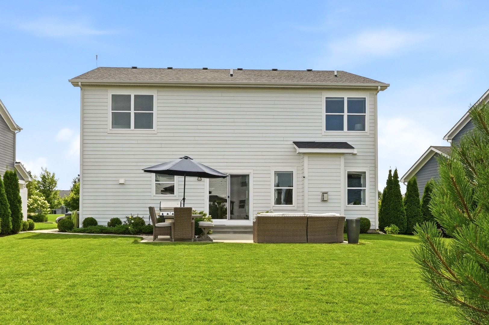 322 Longview Drive, Elgin, IL 60124 322 Longview Drive, Elgin, IL 60124