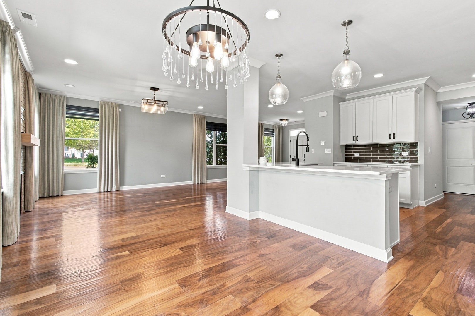 4118 Calder Lane, Aurora, IL 60504 4118 Calder Lane, Aurora, IL 60504