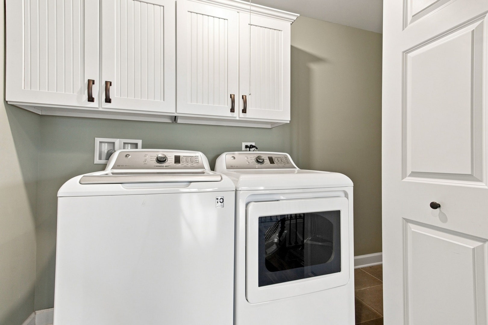 4118 Calder Lane, Aurora, IL 60504 4118 Calder Lane, Aurora, IL 60504