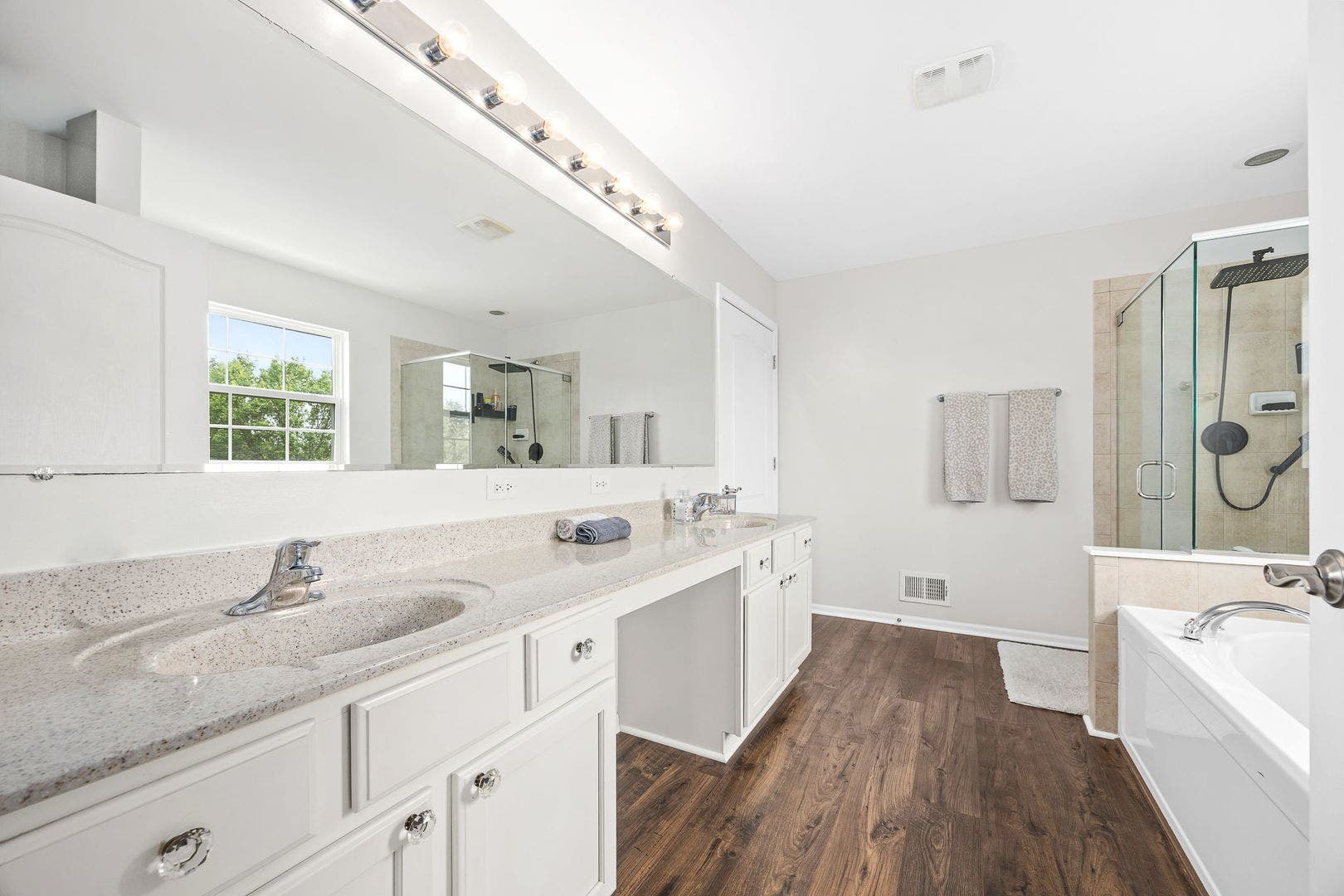 2297 Deerpath Road, Bolingbrook, IL 60490 2297 Deerpath Road, Bolingbrook, IL 60490