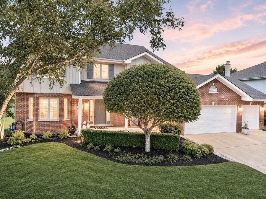 Property photo for 19612 Silverside Drive, Tinley Park, IL