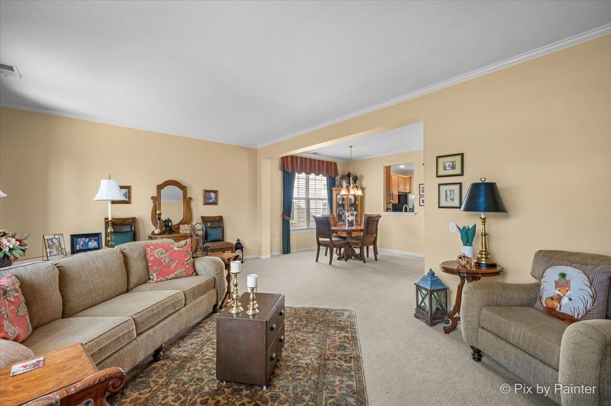 2892 Edgewater Drive, Elgin, IL 60124 2892 Edgewater Drive, Elgin, IL 60124