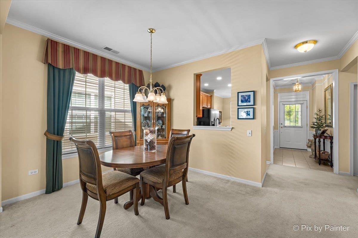 2892 Edgewater Drive, Elgin, IL 60124 2892 Edgewater Drive, Elgin, IL 60124