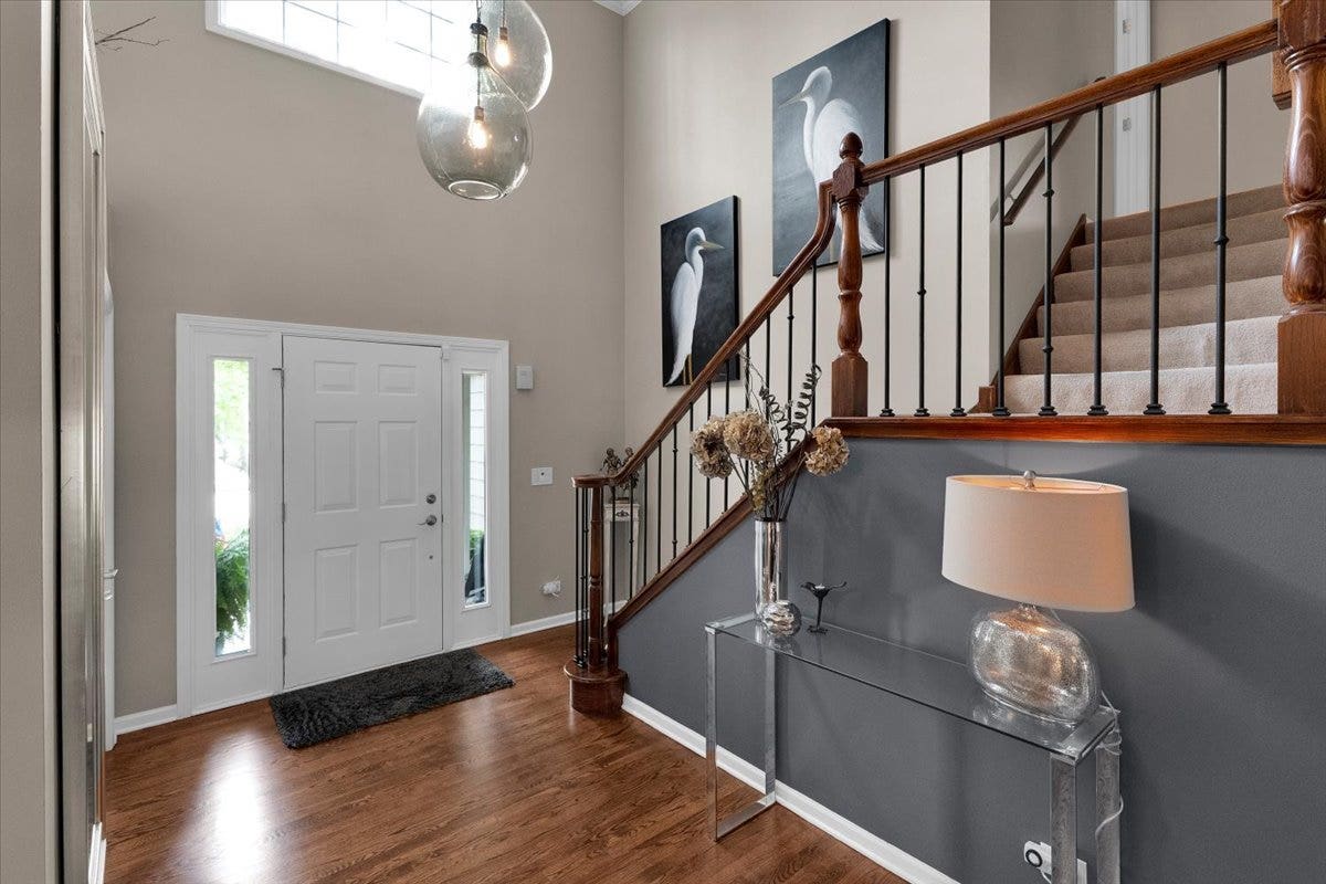565 Blackberry Ridge Drive, Aurora, IL 60506 565 Blackberry Ridge Drive, Aurora, IL 60506