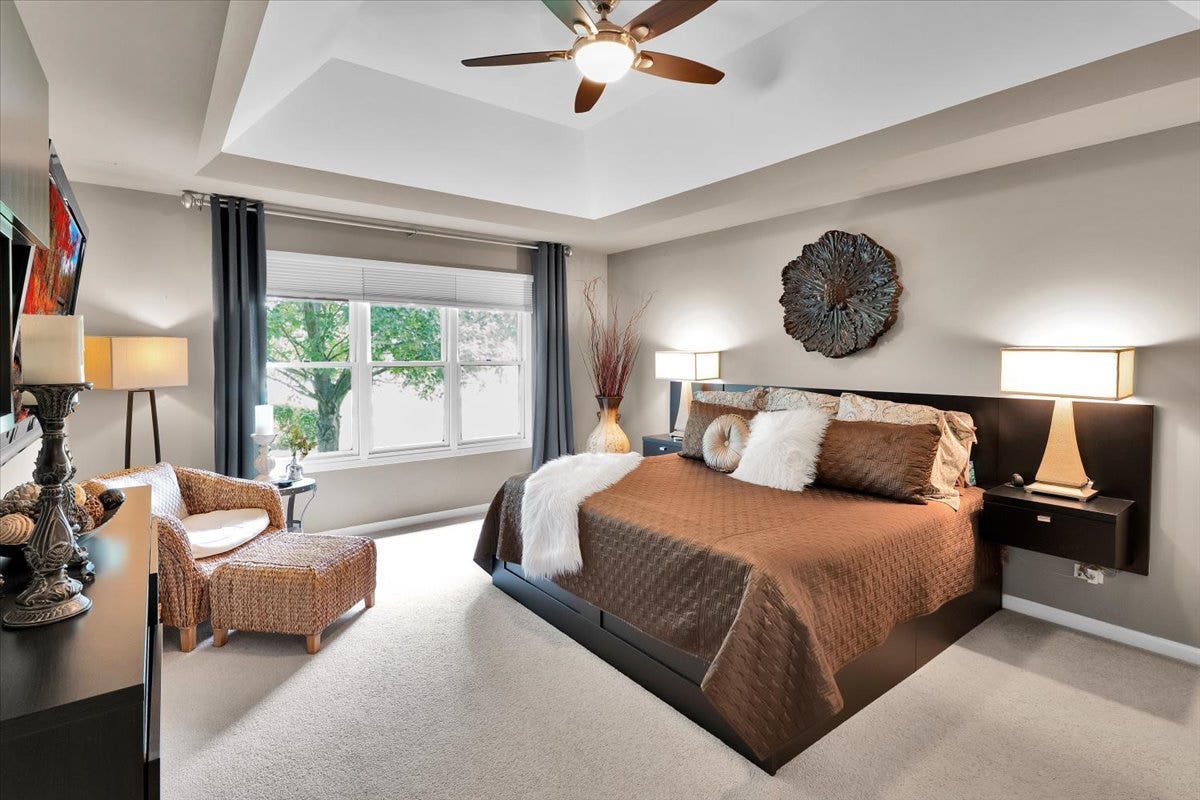 565 Blackberry Ridge Drive, Aurora, IL 60506 565 Blackberry Ridge Drive, Aurora, IL 60506