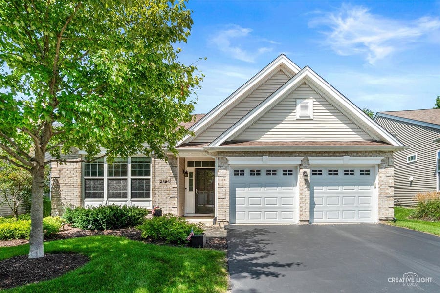 Property photo for 3886 Seigle Drive, Elgin, IL