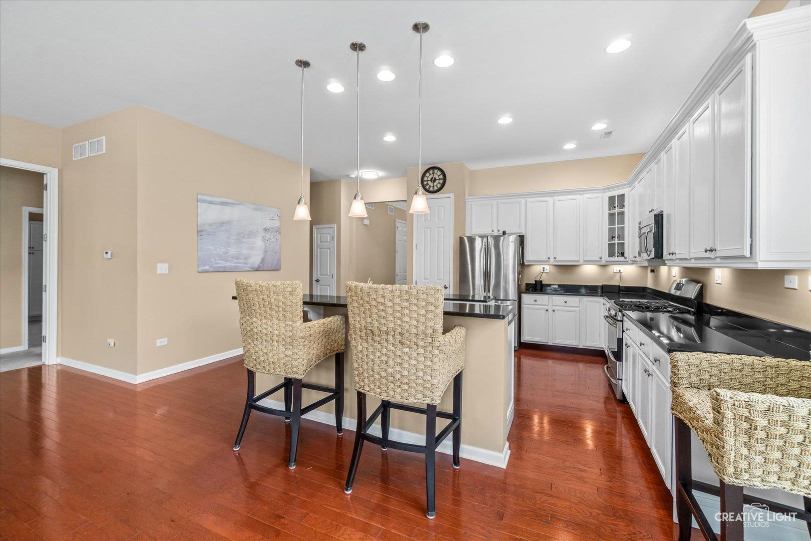 3886 Seigle Drive, Elgin, IL 60124 3886 Seigle Drive, Elgin, IL 60124