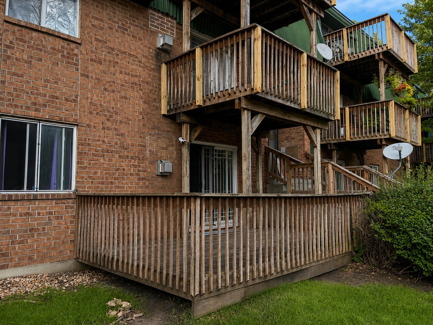2000 Tall Oaks Drive, #1A, Aurora, IL 60505 2000 Tall Oaks Drive, #1A, Aurora, IL 60505
