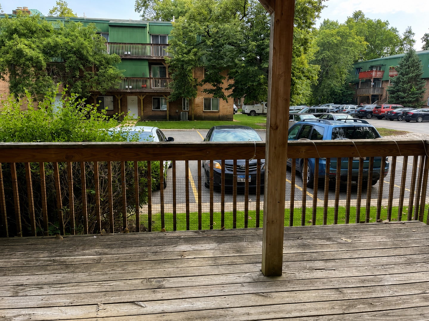 2000 Tall Oaks Drive, #1A, Aurora, IL 60505 2000 Tall Oaks Drive, #1A, Aurora, IL 60505